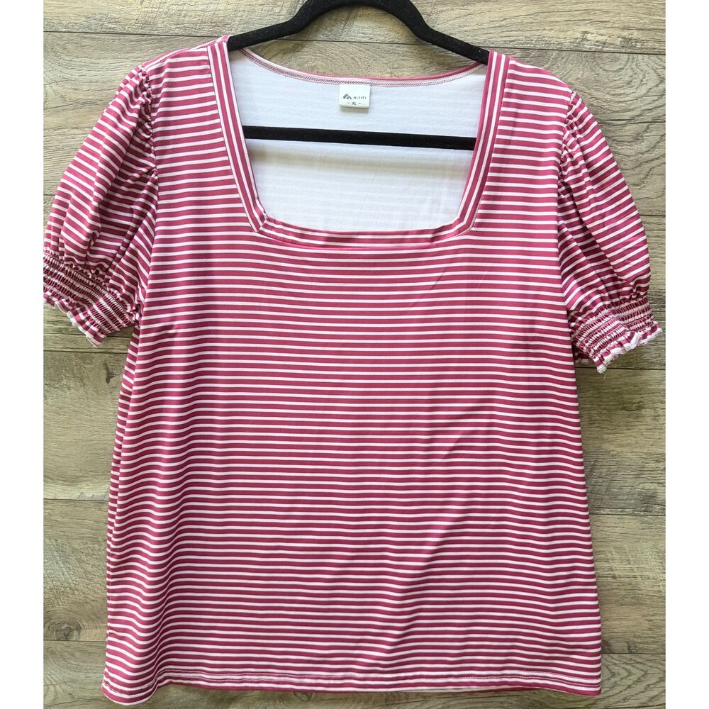 NWOT- Misifi- Pink White StripedPuff Sleeve Top Women’s